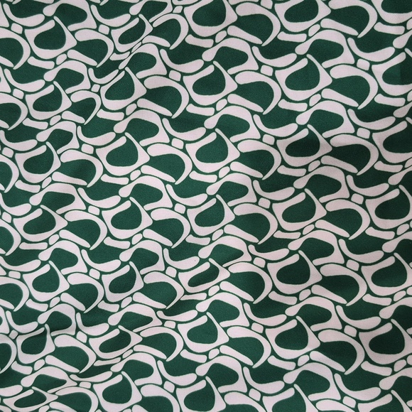 Women's Long Sleeved Patterned Blouse Size 3X Cottagecore Work Office Wear - Picture 2 of 3